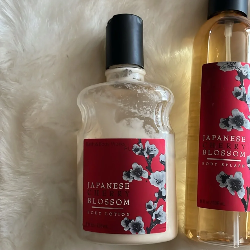 Bath & Body Works Japanese Cherry Blossom bundle Set lotion and mist spray lot